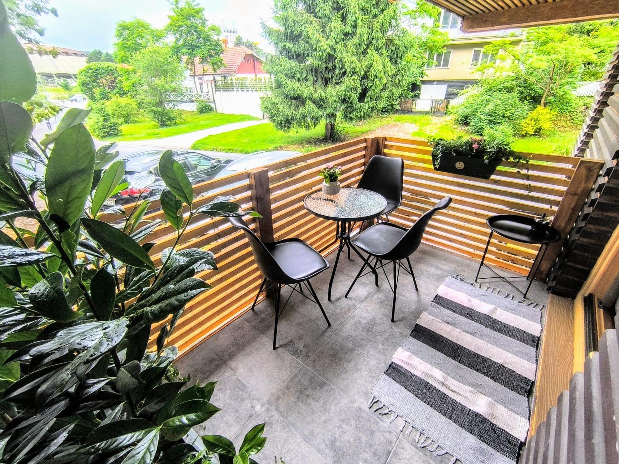 Park Borik 4You & Free Parking Zilina Exterior photo